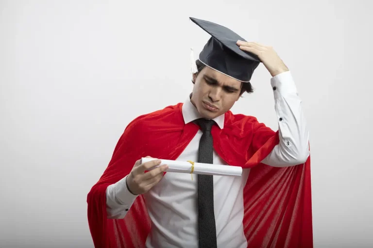 Comprar Diploma é Seguro? Descubra Como Evitar Golpes